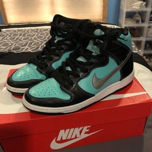 Nike sb “Tiffany”